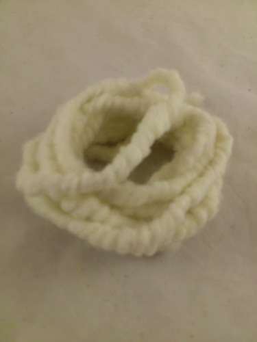 Wool Mirabell 3 m. cream milk (WE04)
